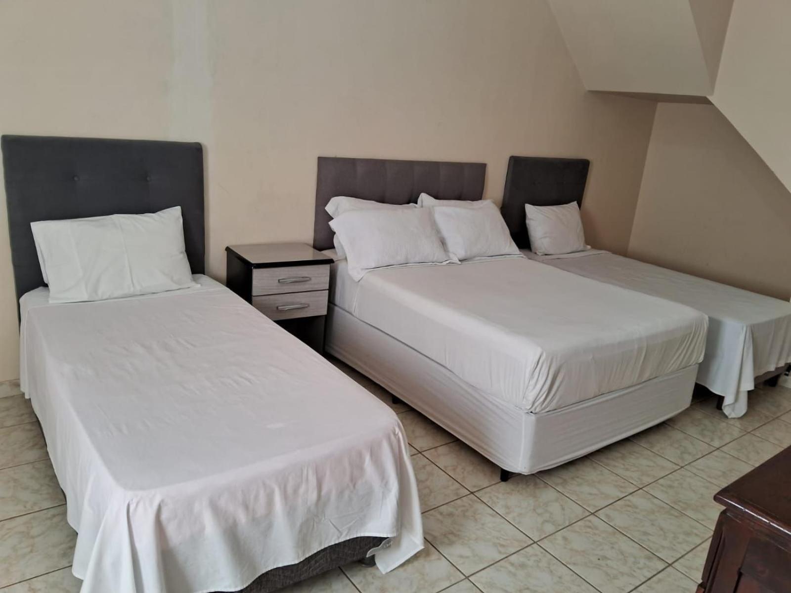 Casa Santa Amelia C/ Garagem Villa São Roque Buitenkant foto